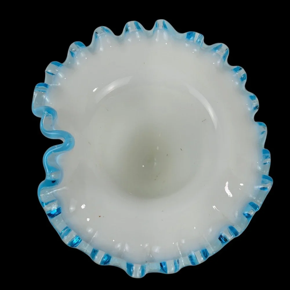 Vintage Fenton Milk Glass Ruffled Fan Edge Aqua Blue Crest Bud Vase MINT COND